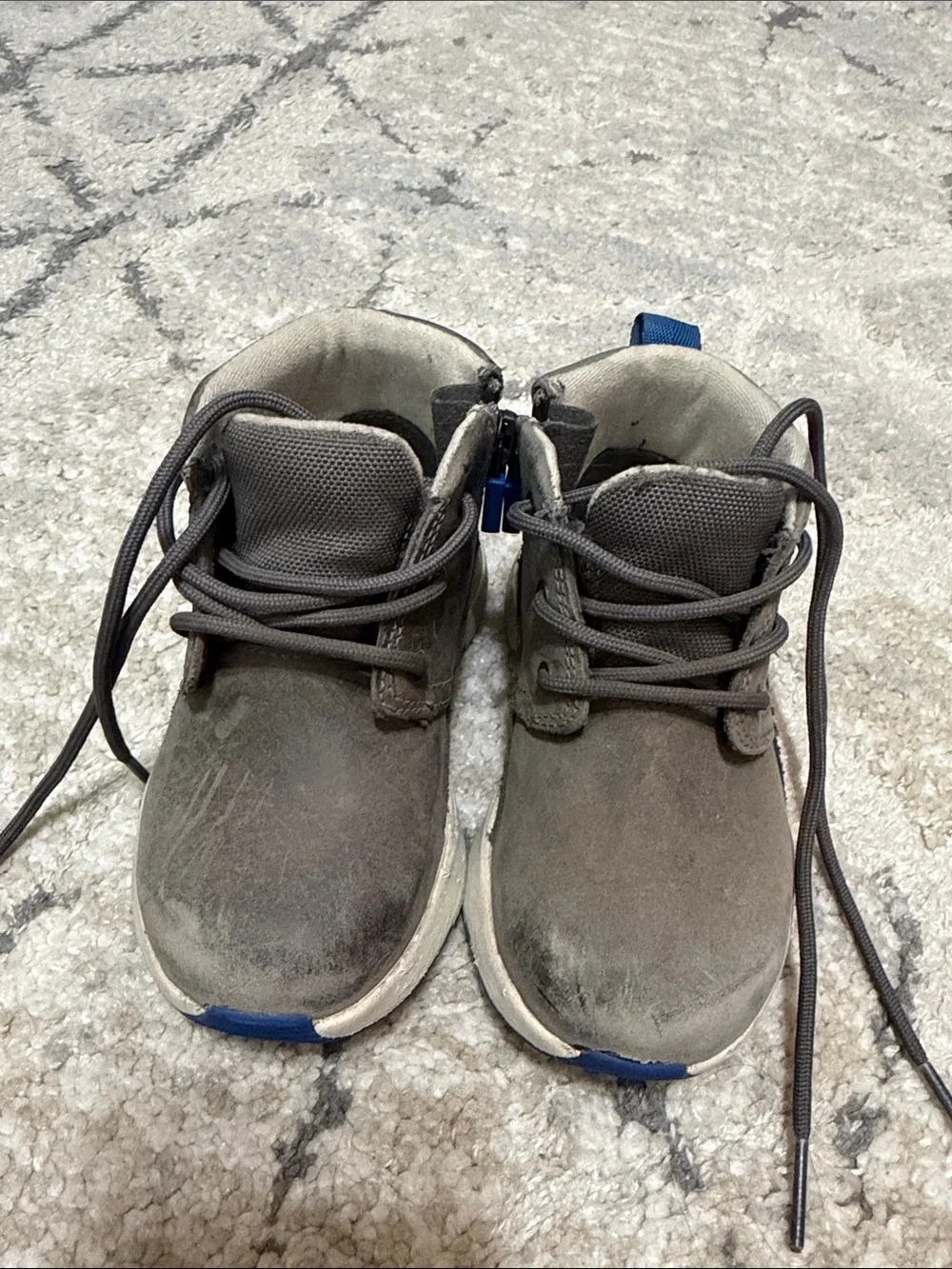 UGG Kids Gray and Blue Lace-Up Sneakers